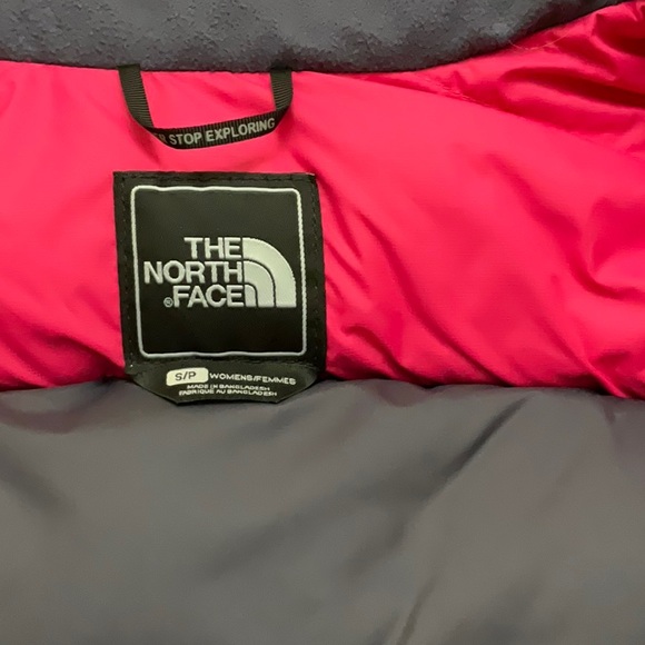 The North Face Pink Ski & Snow Jacket - Picture 6 of 13
